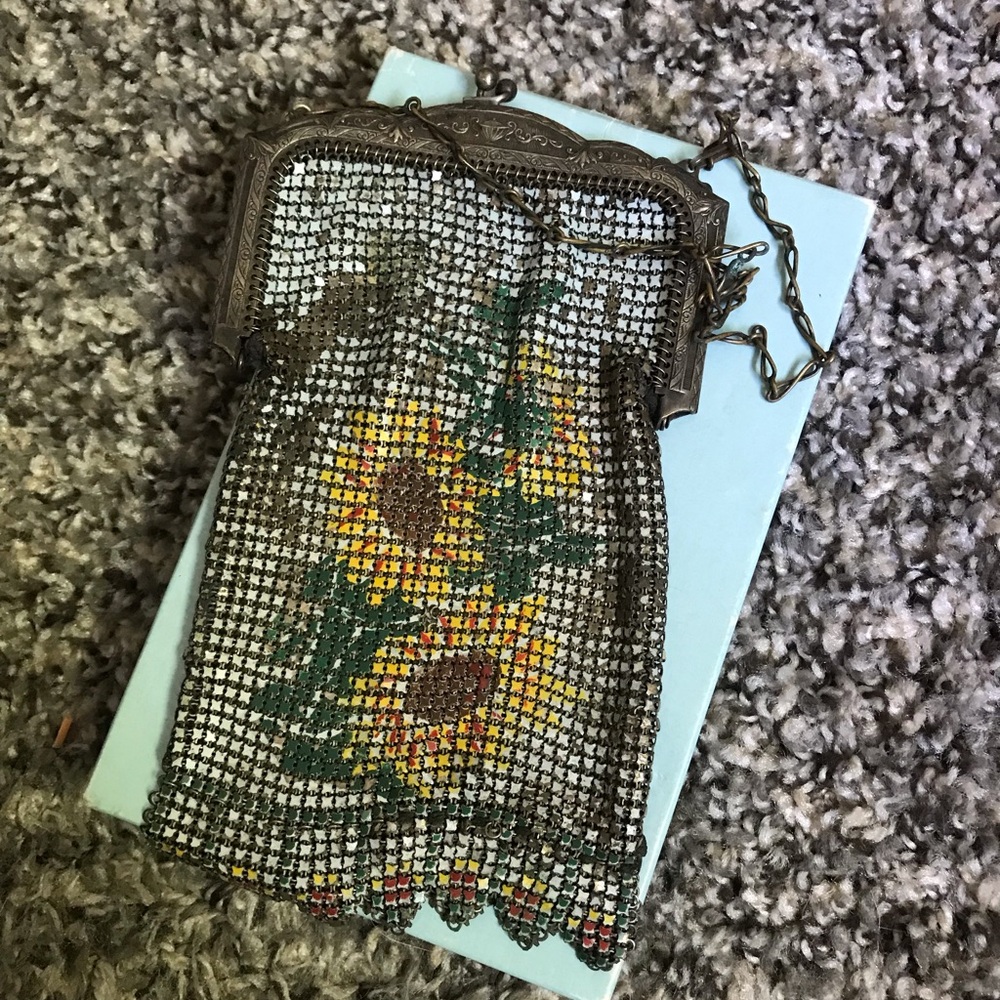 100+ yr old sunflower mesh bag